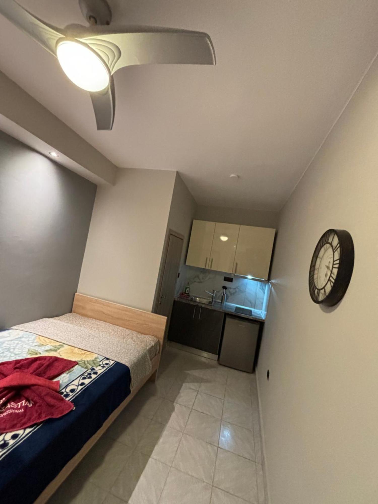 Jordans Room 11 Tesalonika Bagian luar foto